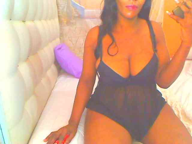 HOTLILLIE webcam