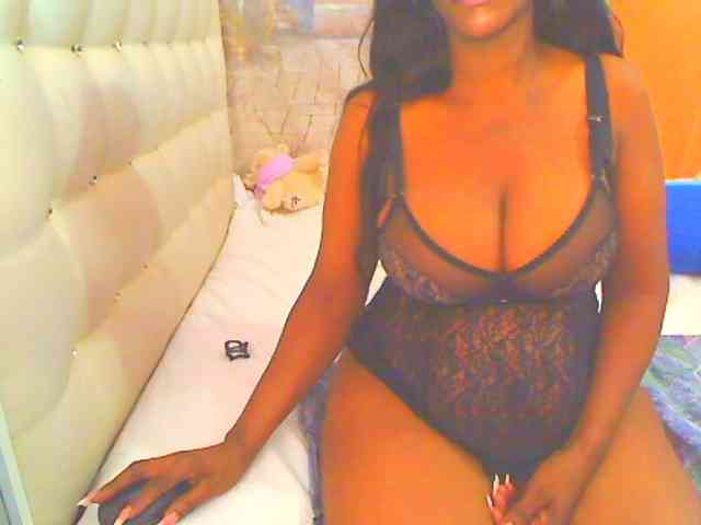 HOTLILLIE webcam