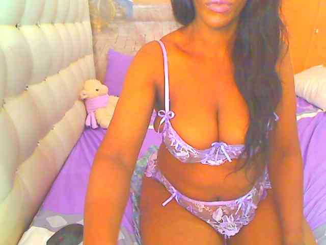 HOTLILLIE webcam