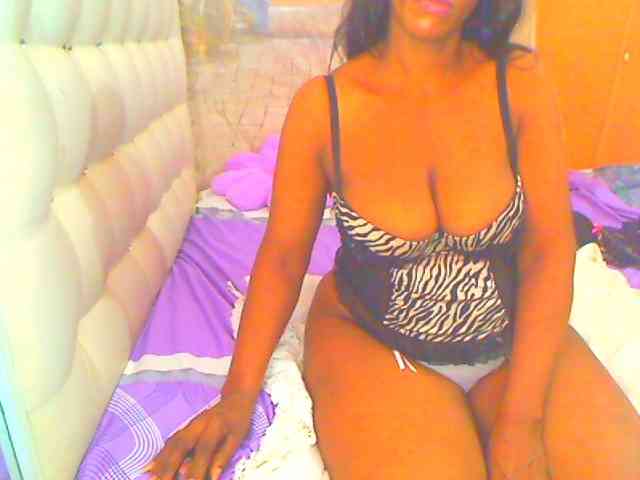 HOTLILLIE webcam