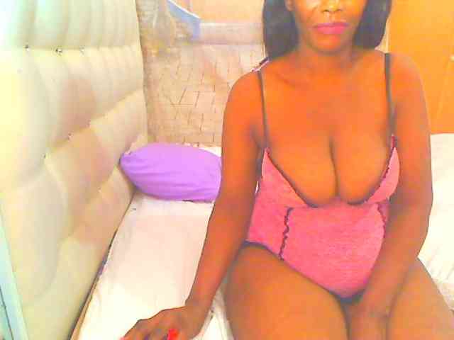 HOTLILLIE webcam