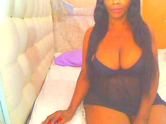 HOTLILLIE webcam