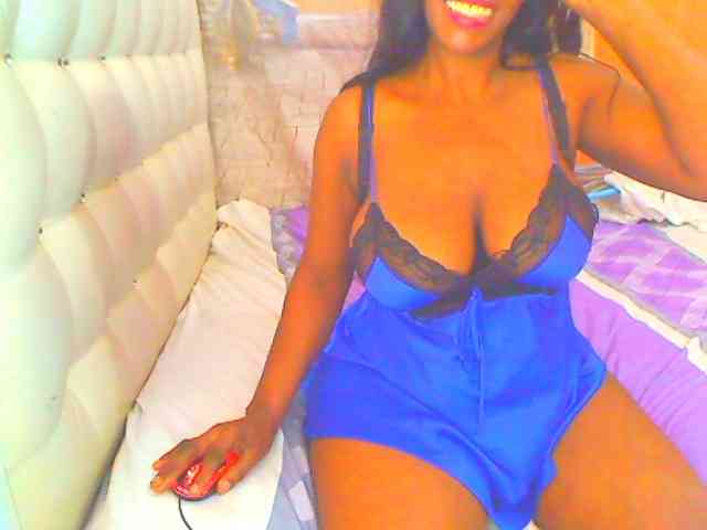 HOTLILLIE webcam