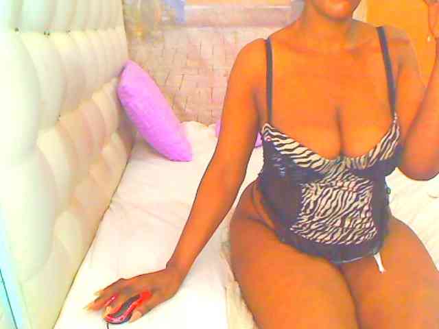 HOTLILLIE webcam