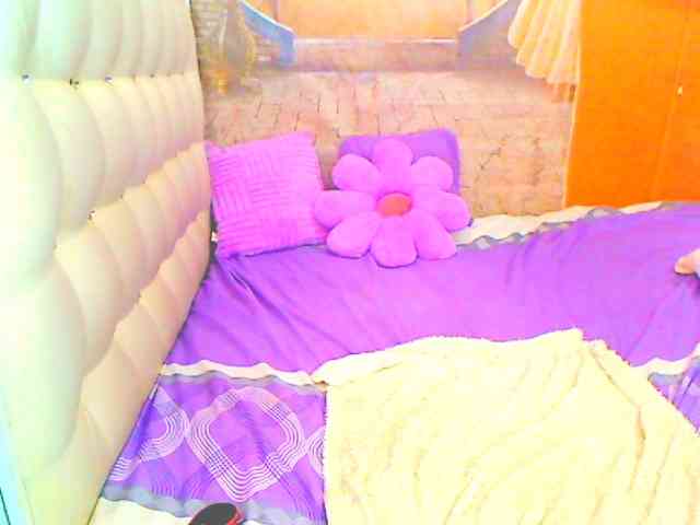 HOTLILLIE webcam