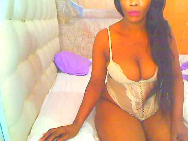 HOTLILLIE webcam