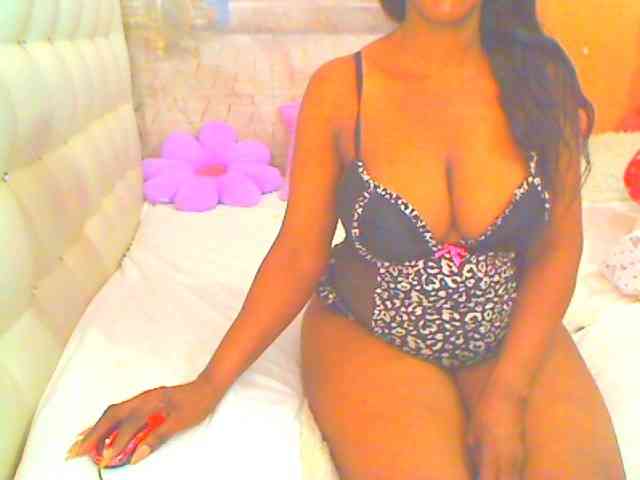 HOTLILLIE webcam