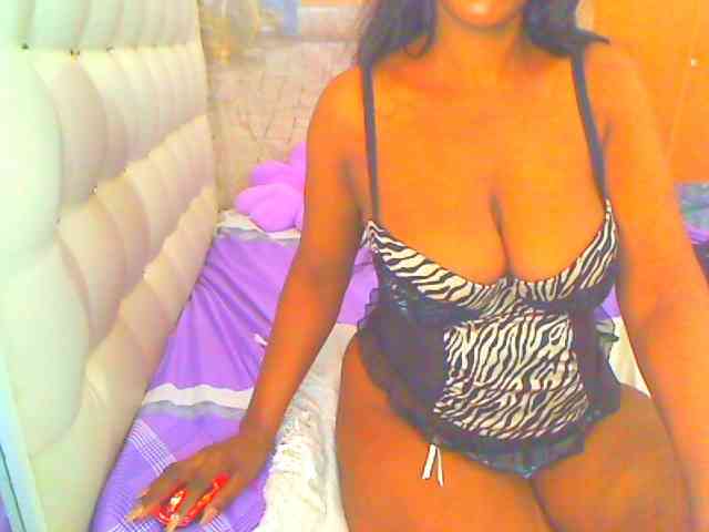 HOTLILLIE webcam