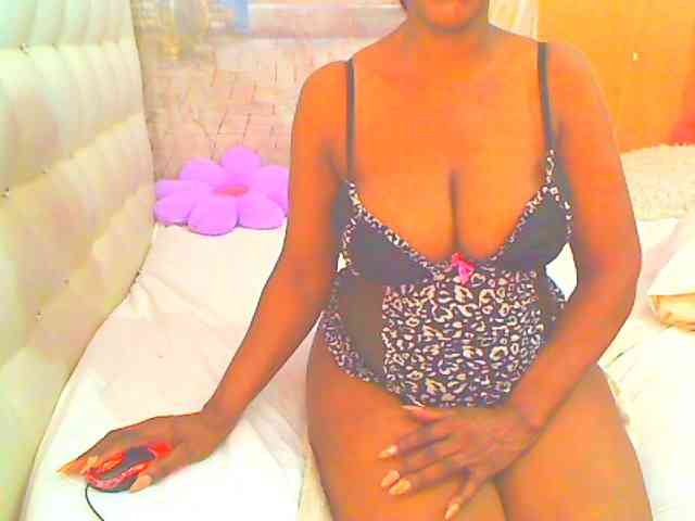 HOTLILLIE webcam