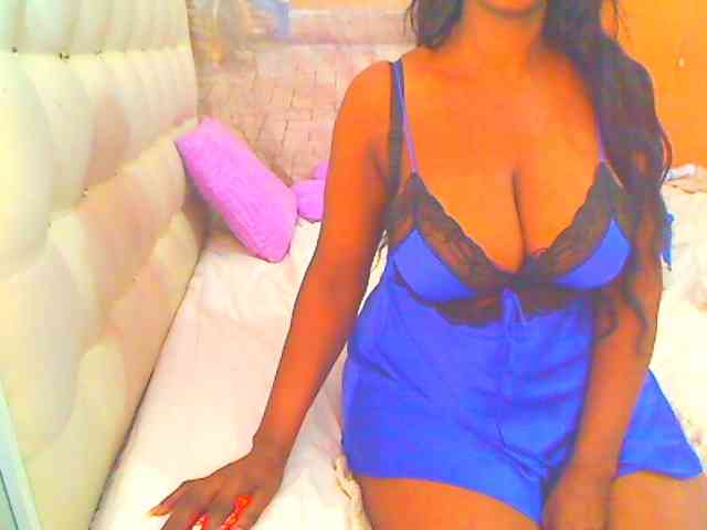 HOTLILLIE webcam