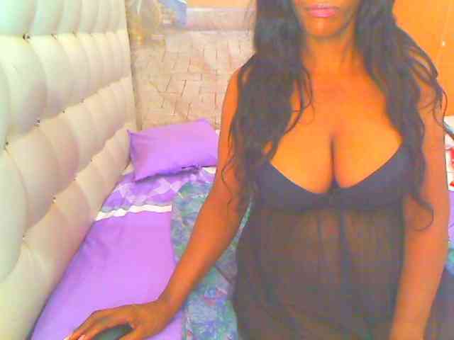HOTLILLIE webcam