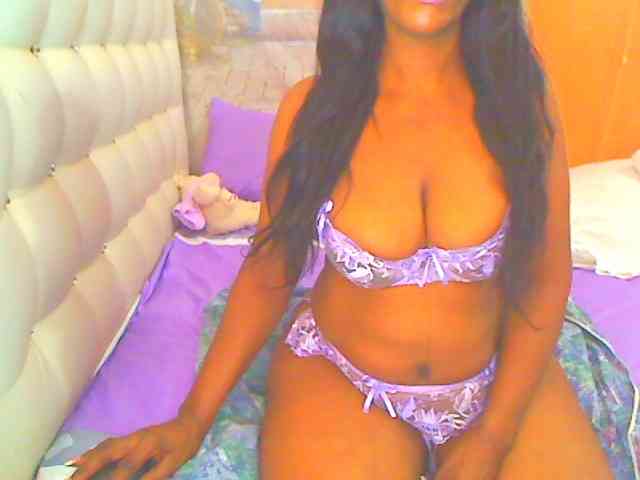 HOTLILLIE webcam