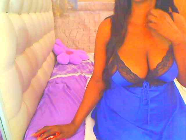 HOTLILLIE webcam
