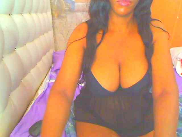 HOTLILLIE webcam