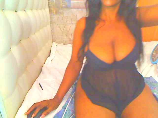 HOTLILLIE webcam
