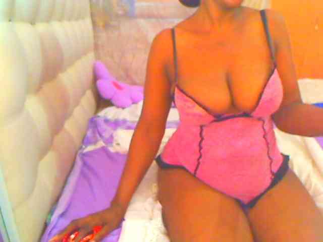 HOTLILLIE webcam