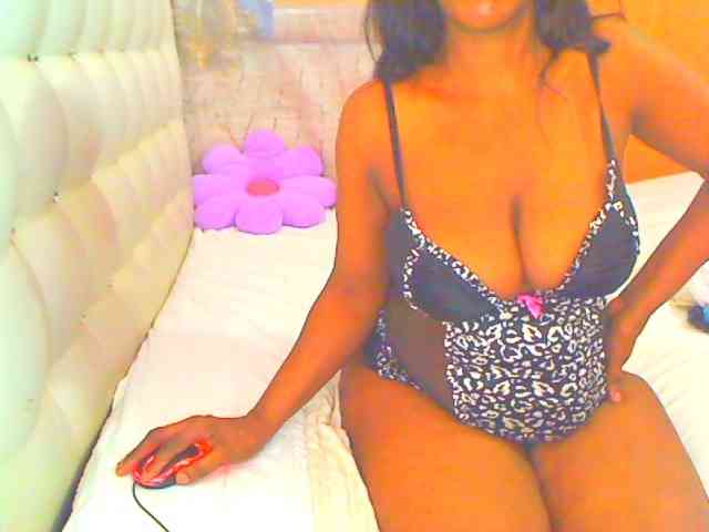 HOTLILLIE webcam