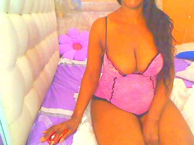 HOTLILLIE webcam