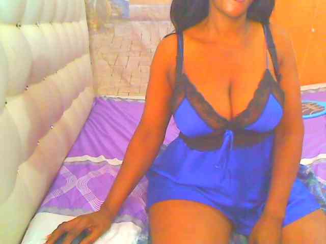 HOTLILLIE webcam