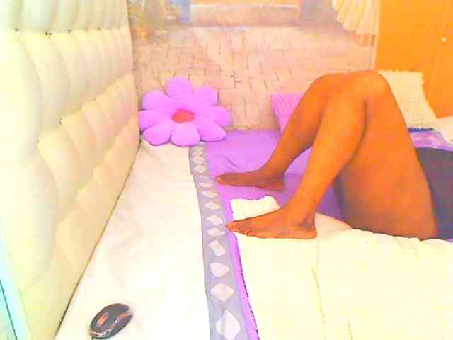 HOTLILLIE HOTLILLIE