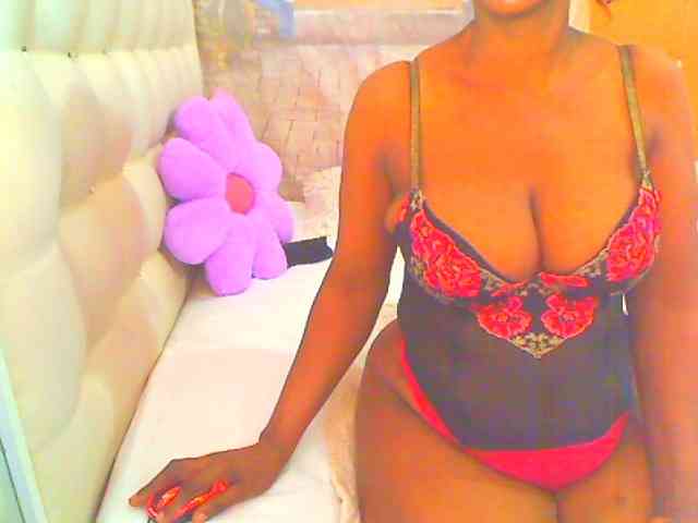 HOTLILLIE webcam