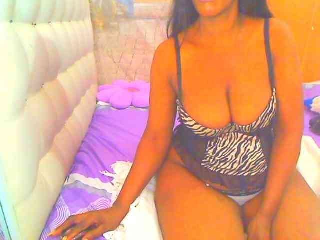 HOTLILLIE webcam
