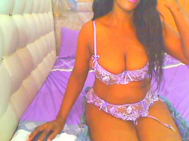 HOTLILLIE webcam