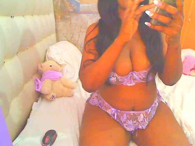 HOTLILLIE webcam