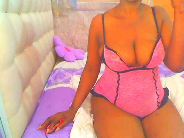 HOTLILLIE webcam