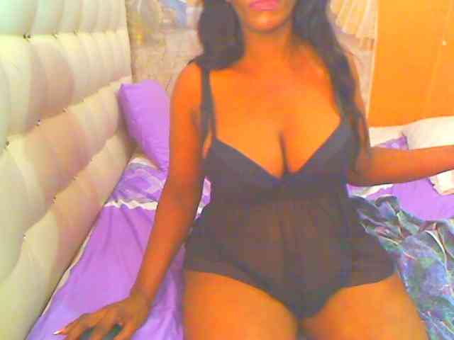 HOTLILLIE webcam