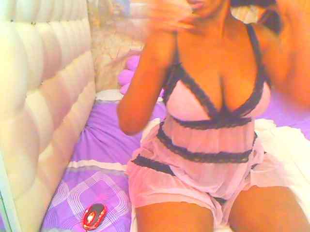 HOTLILLIE webcam