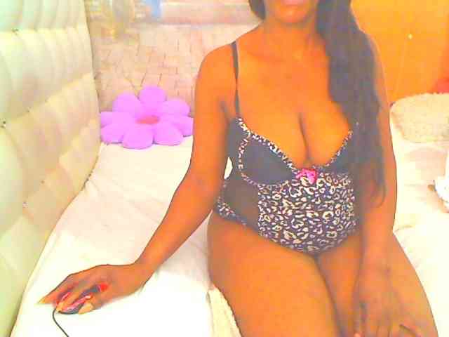 HOTLILLIE webcam