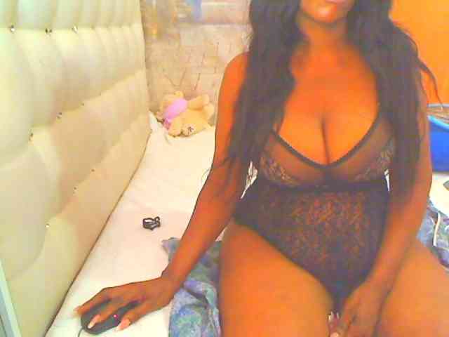 HOTLILLIE webcam