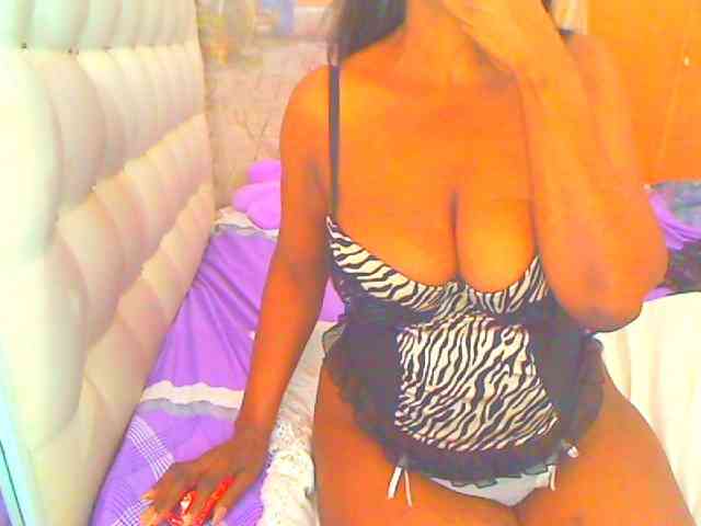 HOTLILLIE webcam
