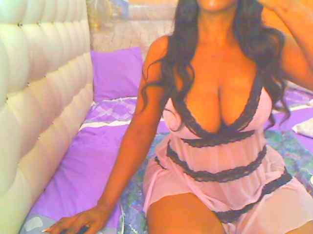 HOTLILLIE webcam