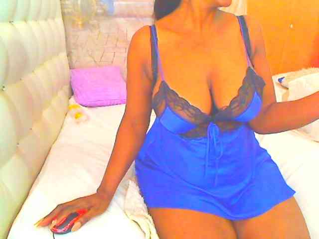 HOTLILLIE webcam