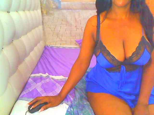 HOTLILLIE webcam