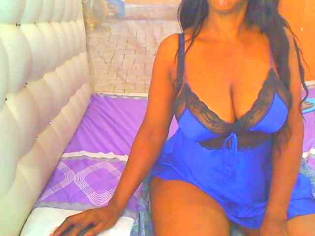 HOTLILLIE webcam
