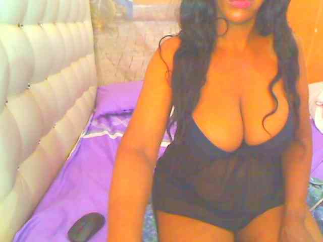 HOTLILLIE webcam