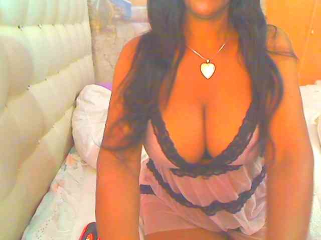 HOTLILLIE webcam