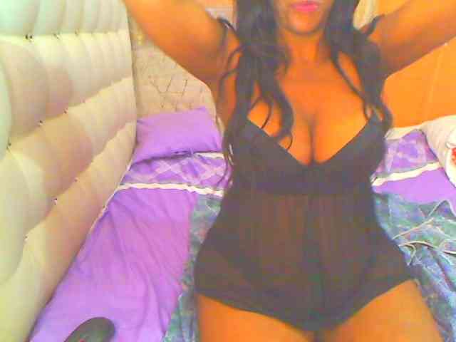 HOTLILLIE webcam