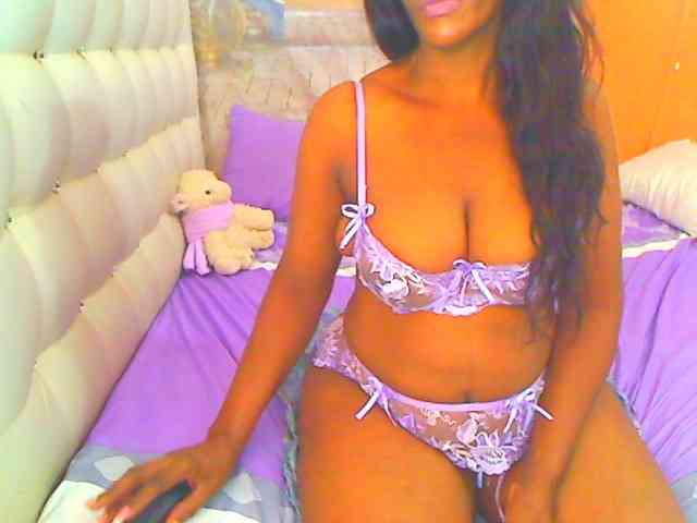 HOTLILLIE webcam