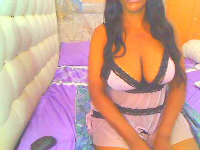 HOTLILLIE webcam