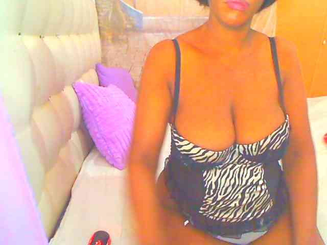 HOTLILLIE webcam