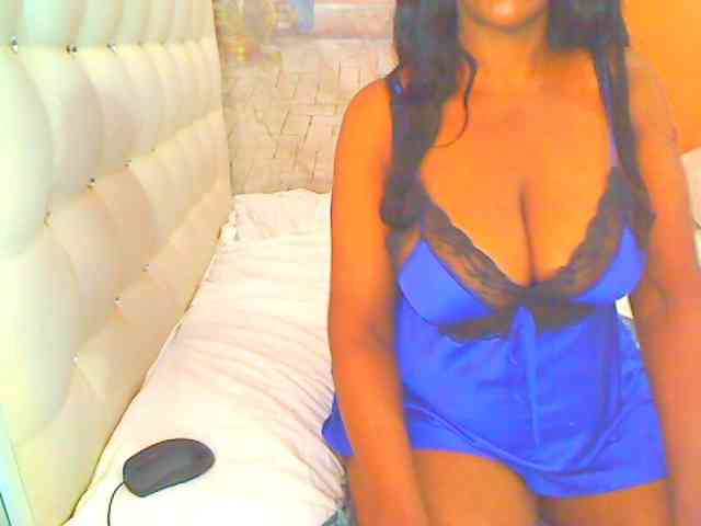 HOTLILLIE webcam