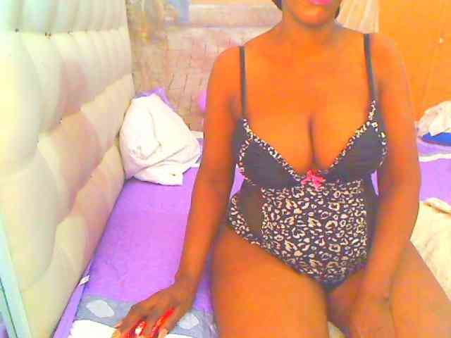 HOTLILLIE webcam