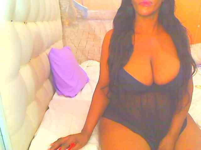 HOTLILLIE webcam
