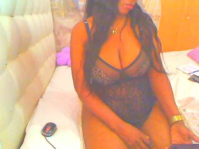 HOTLILLIE webcam