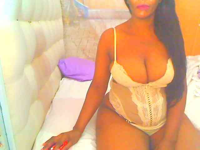 HOTLILLIE webcam