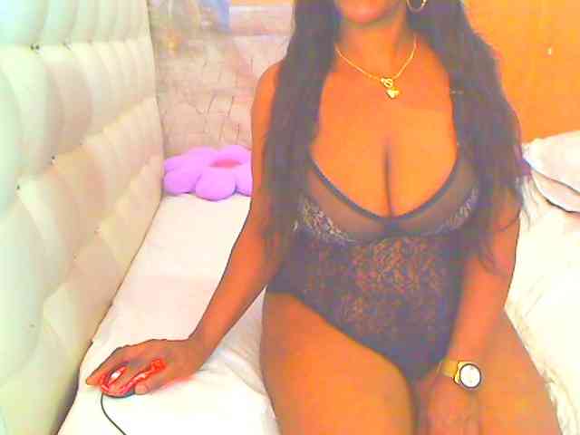 HOTLILLIE webcam